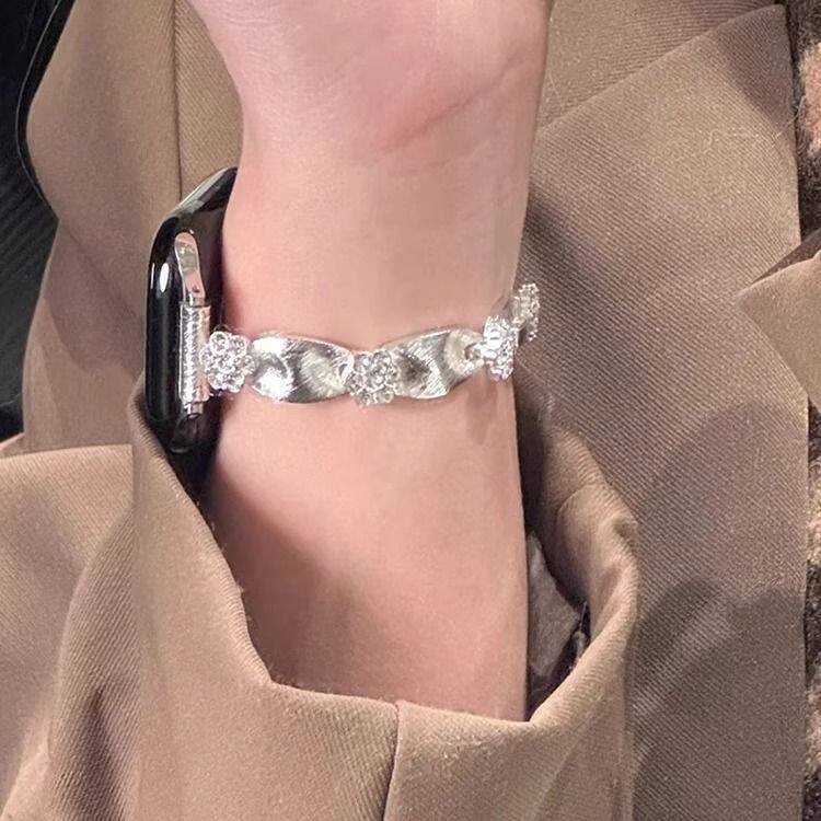 丝绸花朵银链金属表带适用iwatchS10苹果手表AppleWatch87645新款