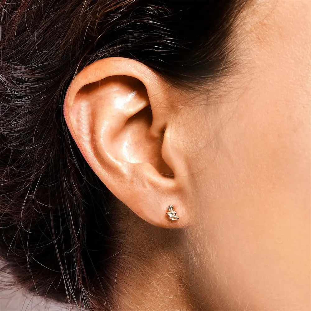 新款平底螺纹铆钉耳钉欧美热销时尚镶钻澳宝耳骨钉耳饰
