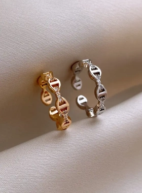 真金电镀锆石椭圆猪鼻子开口戒指新款高级感食指戒潮流轻奢风手饰