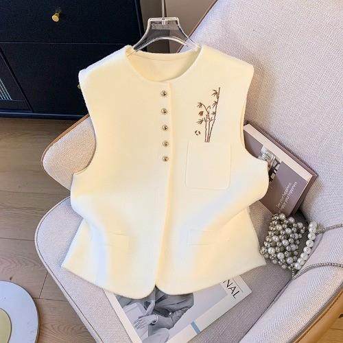新品新中式国风刺绣马甲背心女2025早秋季大码胖mm高级感叠穿无袖