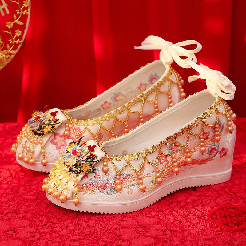 新品重手工婚鞋女新款秀禾