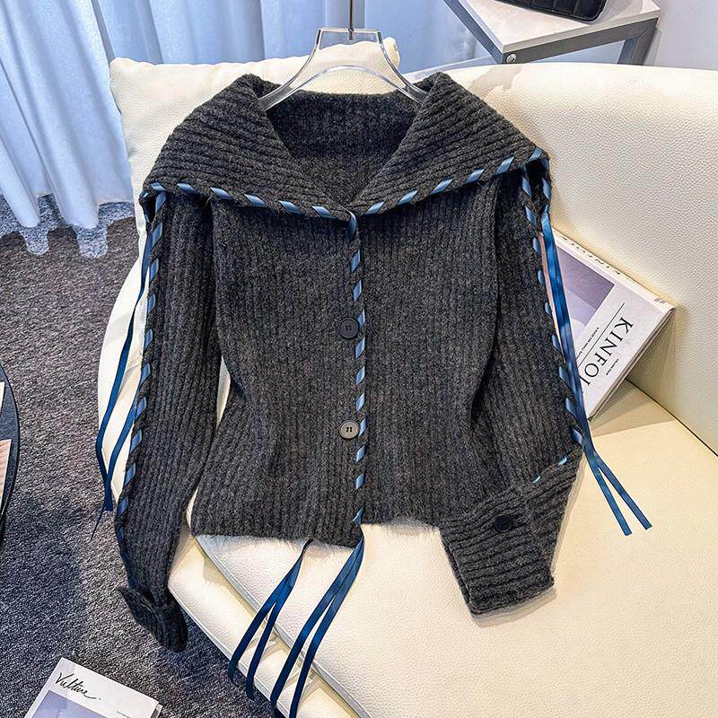 新品设计感飘带大翻领针织