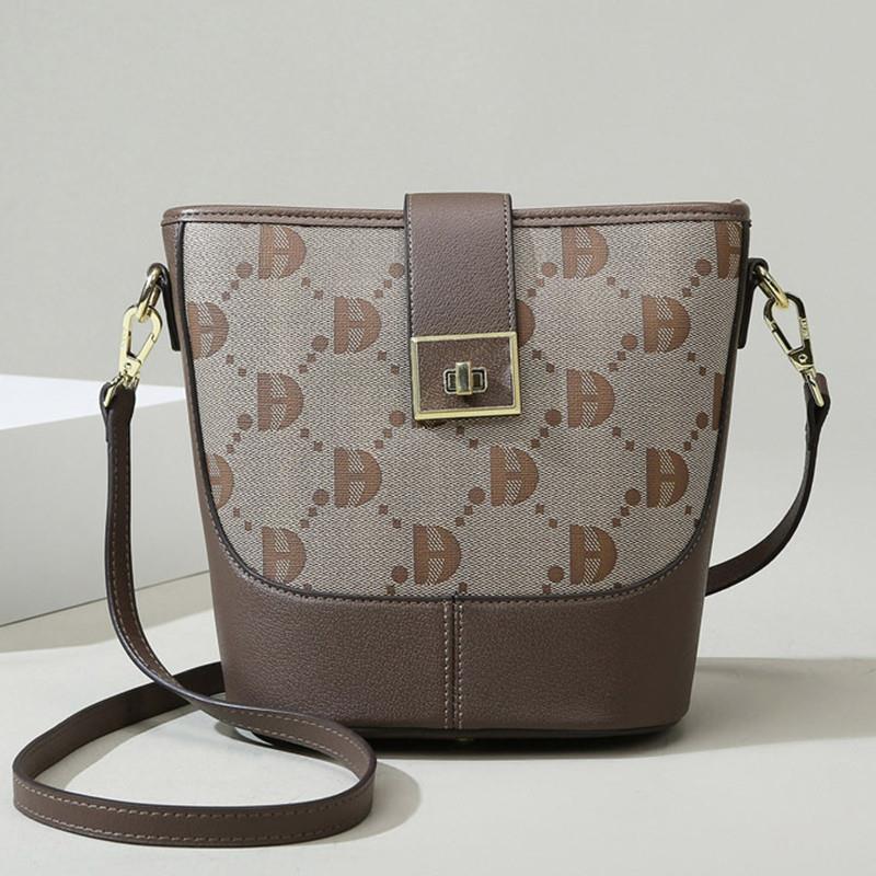 新品真皮女包2025新款时尚