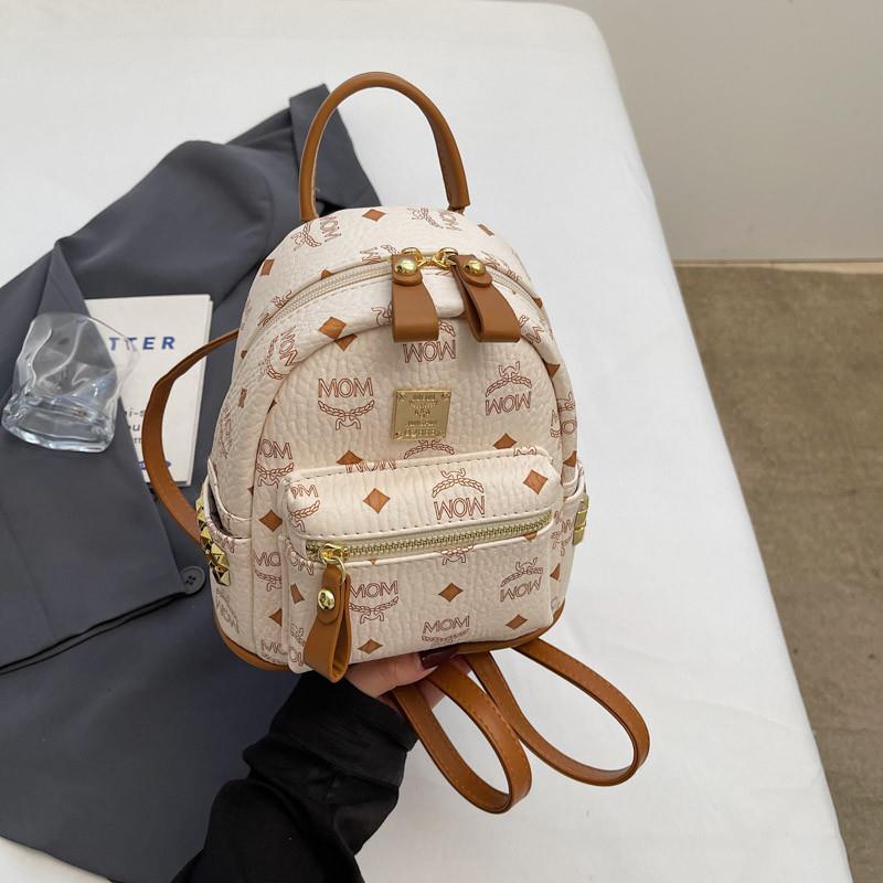 推荐双肩包女设计感小众轻