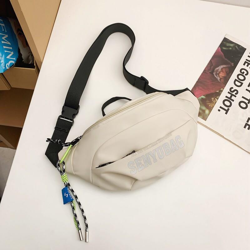 推荐斜挎包男款小众设计感单肩小背包男生青少年胸包男士运动手机