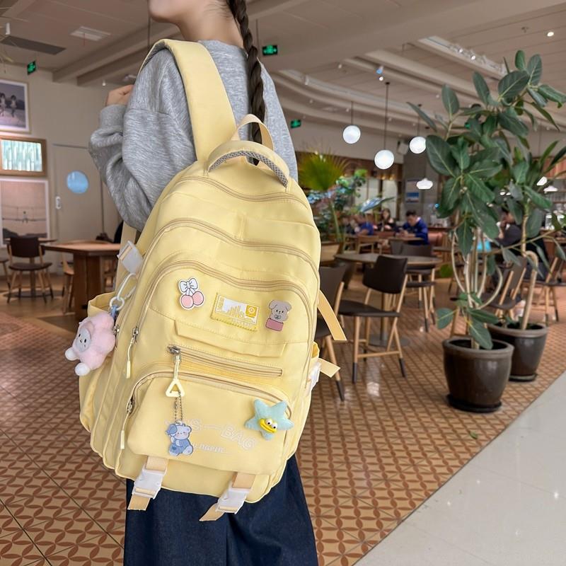 新品高颜值书包女生初中生