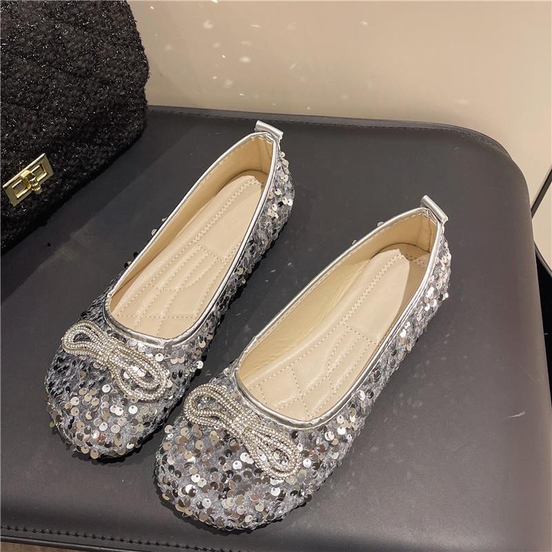 新品大码女鞋41一43宽胖脚