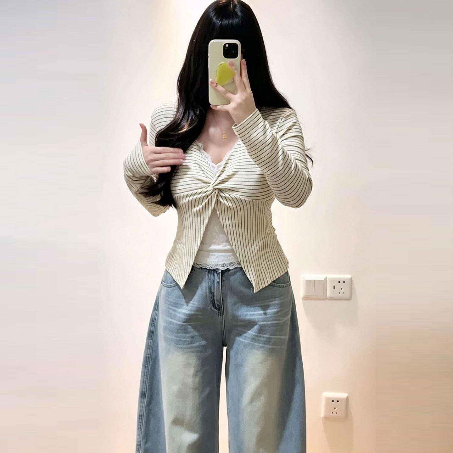 推荐大码蕾丝拼接假两件条纹扭结长袖T恤女秋季胖mm显瘦减龄百搭