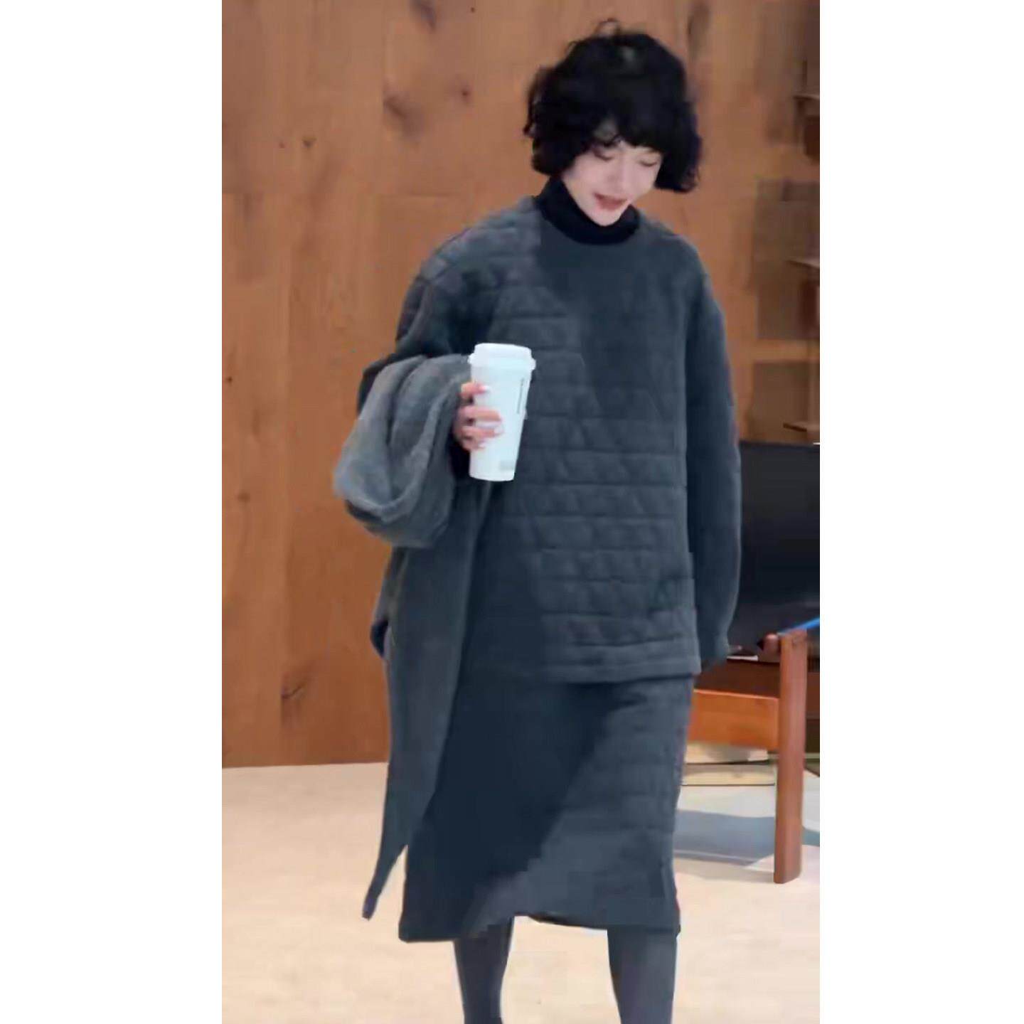 推荐韩版洋气棉服套装女2026冬季新款圆领菱形格上衣+高腰半身裙