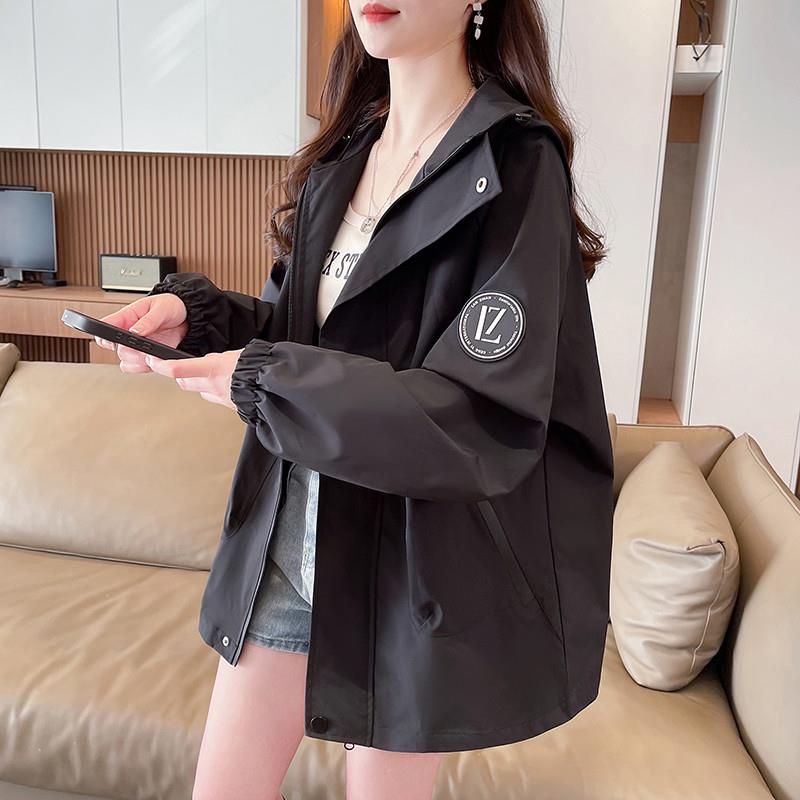 推荐工装冲锋衣外套女春秋