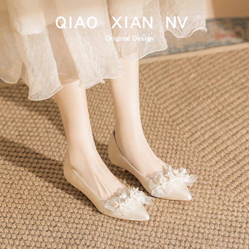 推荐法式绝美主婚纱新娘鞋尖头高跟鞋18岁成年礼细跟不累脚订婚伴