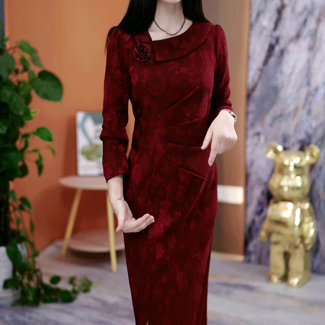 推荐红色喜婆婆气质连衣裙女2026年秋季新款妈妈装修身显瘦中长款