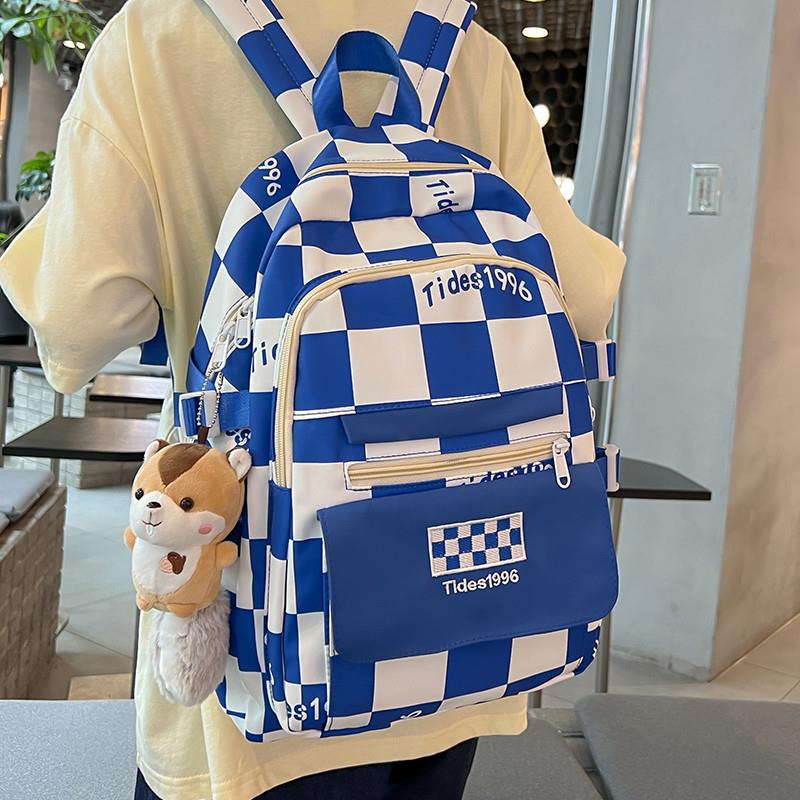 推荐格子书包女初中生设计