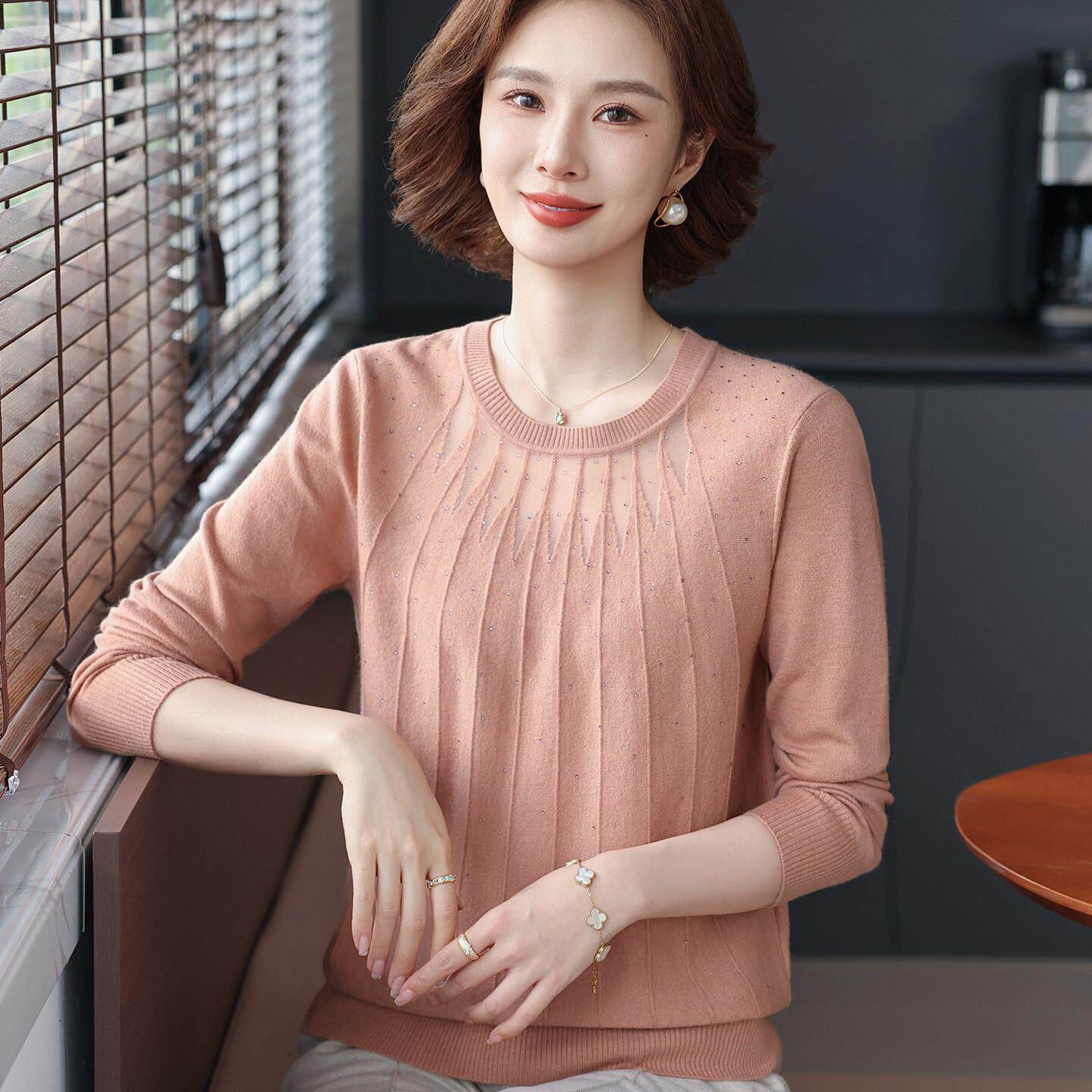 新品新款妈妈秋装长袖针织衫中年女装时尚薄款毛衣中老年洋气打底