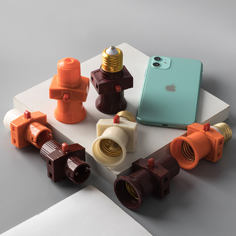 厂家现货纯铜圈双分火E27罗旋灯头带插座开关转换螺口灯座B22卡口