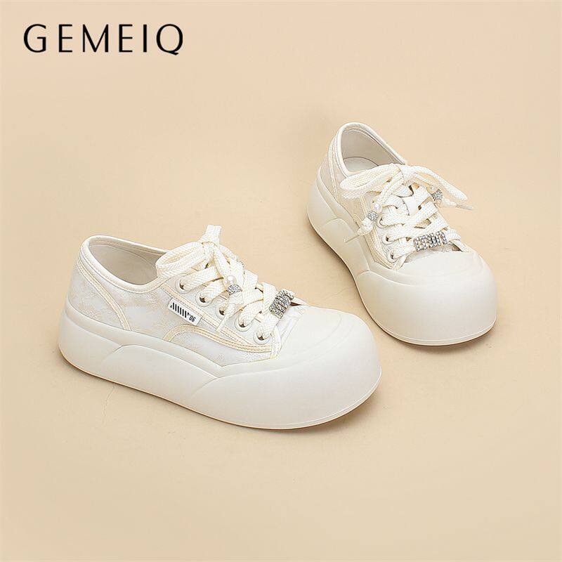 戈美其女鞋春夏时尚小白鞋轻便小个子厚底增高休闲鞋外穿透气单鞋