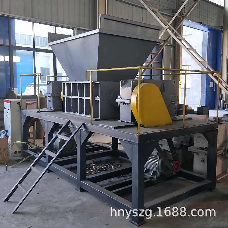 600型塑料撕碎机机头料双轴粉碎机PE管橡胶管道垃圾桶破碎机