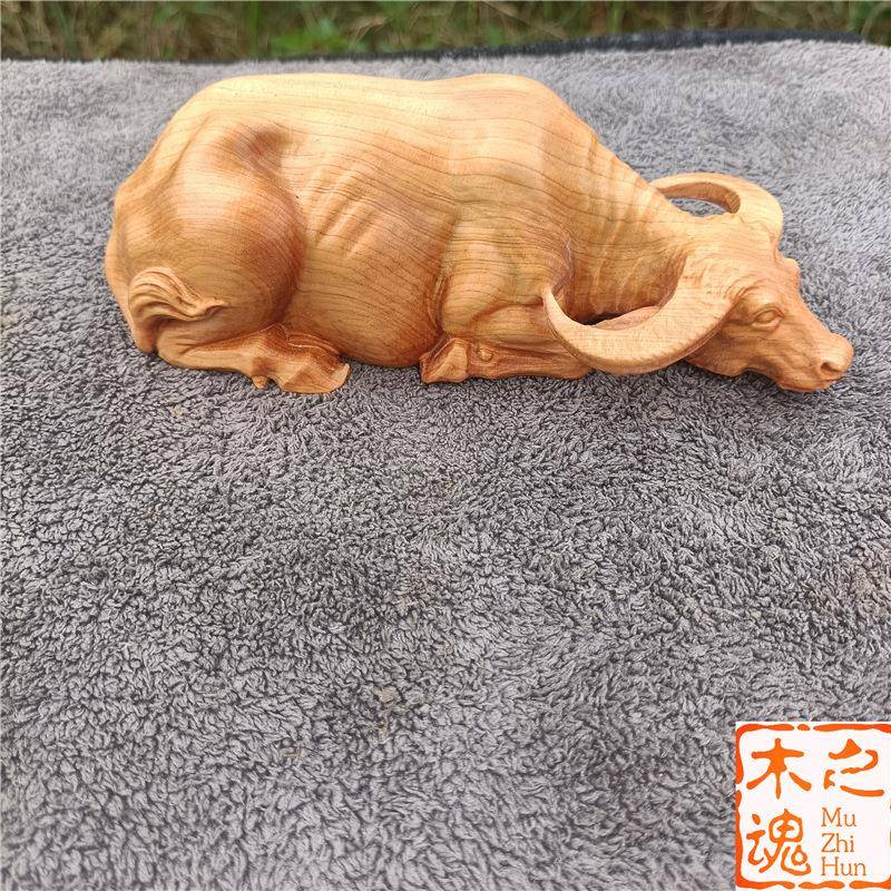 崖柏黄杨木雕刻水牛汽车摆件实木卧牛生肖牛家居复古装饰工艺品