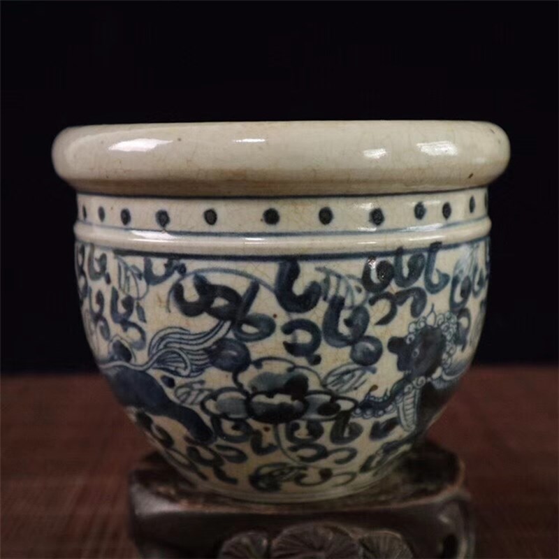 复古做旧 古玩工艺品收藏瓷器开片青花麒麟图纹天字小缸摆件