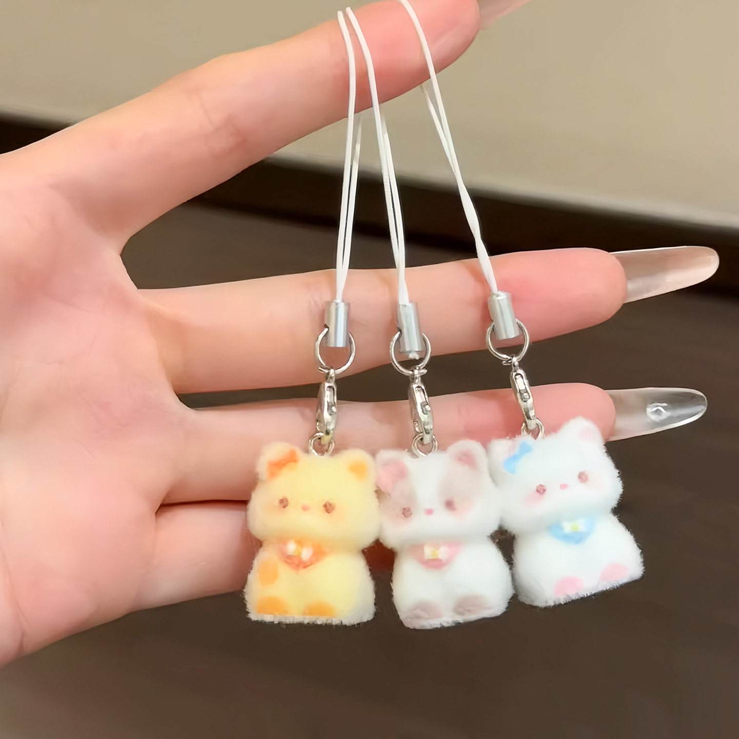 新款卡通可爱植绒立体树脂钥匙扣