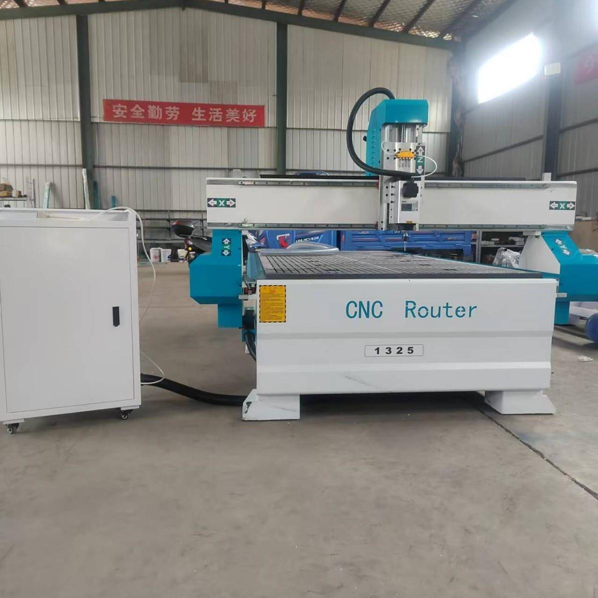 木工雕刻机1325数控全自动激光切割机广告工艺品开料机家具精雕机
