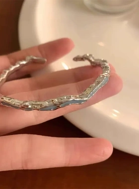 2023新蓝色海浪手镯女网红冷淡风小众高级设计感手链情侣百搭首饰