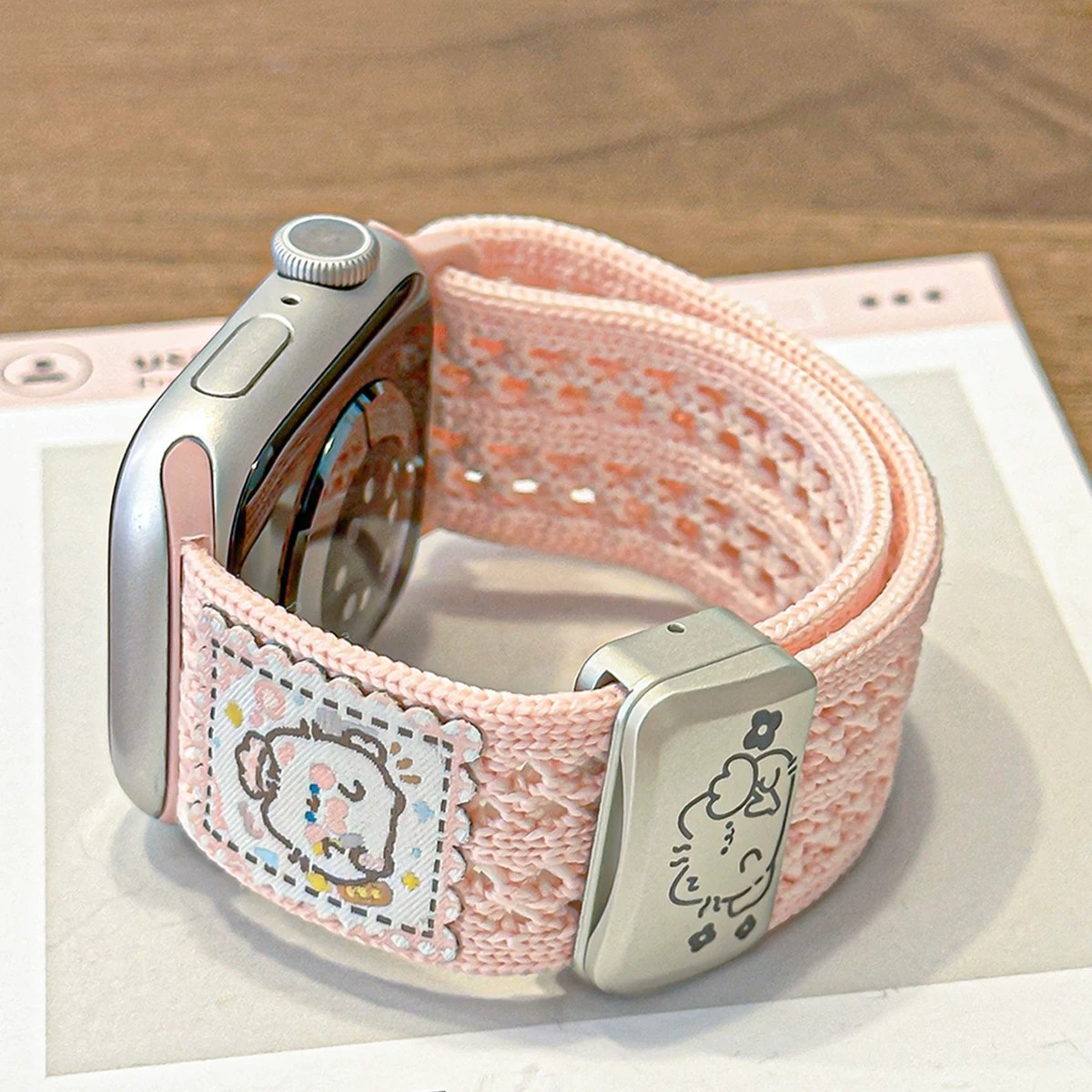 适用iWatchs11代新款卷卷猫针织磁吸表带苹果s10applewatchS98se春夏华为FIT5智能fit4小米9Pro透气红米6可爱