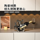 轻奢高档暴力熊红酒架客厅餐边电视柜酒柜装 2025新款 饰品艺术摆件