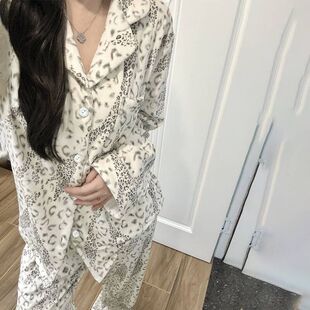 两件家居服套装 豹子印花开衫 2025加厚睡衣女爆款 海岛绒冬季