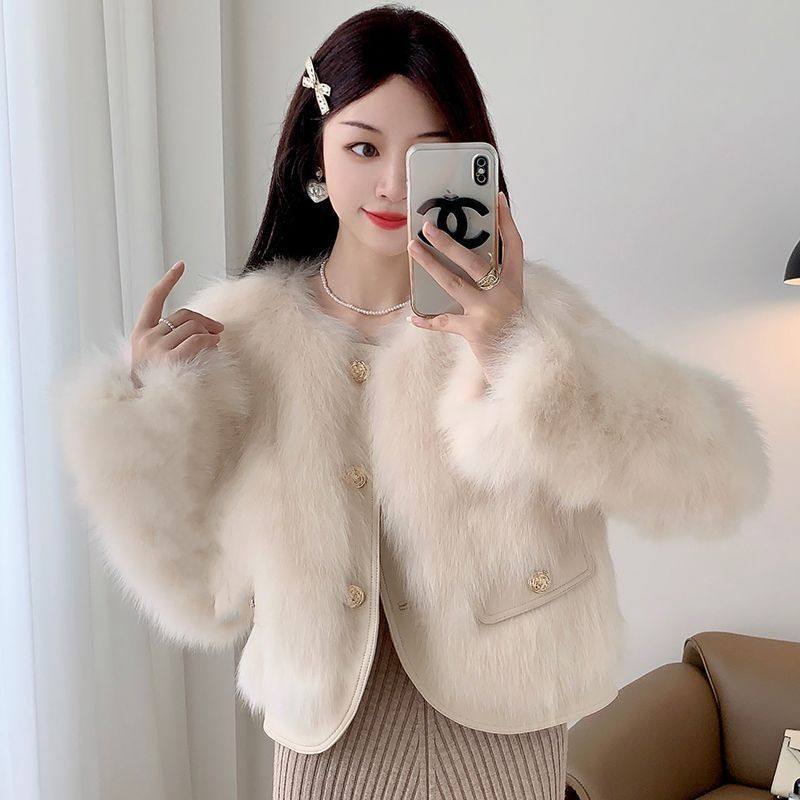 小香风短款仿狐狸毛皮草外套女冬季超减龄年轻款百搭洋气高端上衣