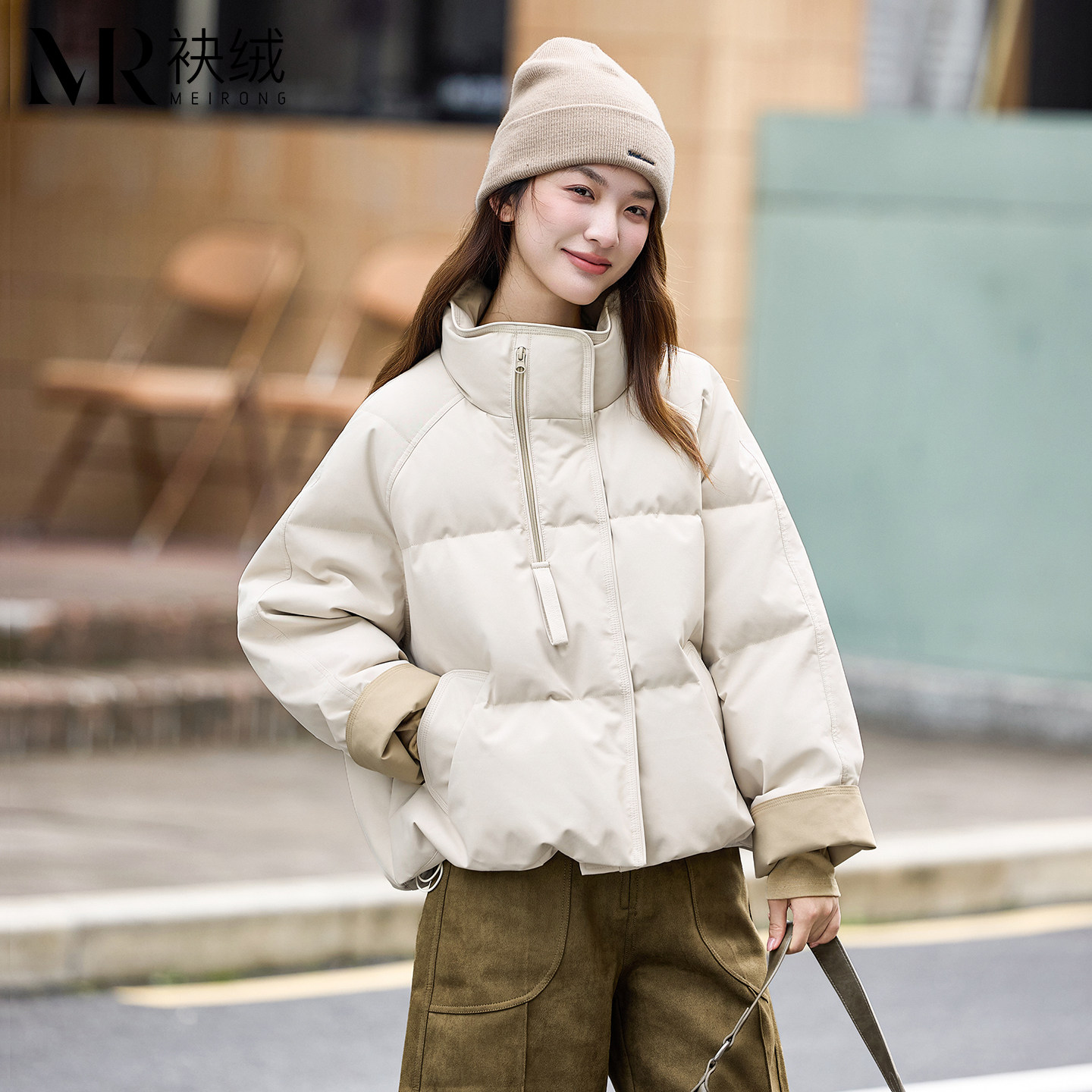 袂绒立领短款保暖面包羽绒服女士