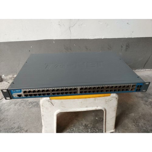 TG-S4600-48G-4TF-V2交换机,测试正常使用。