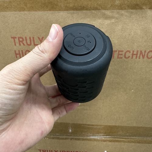 蓝牙音箱 外观粘手 颜色随机 不包好坏 diy研究
