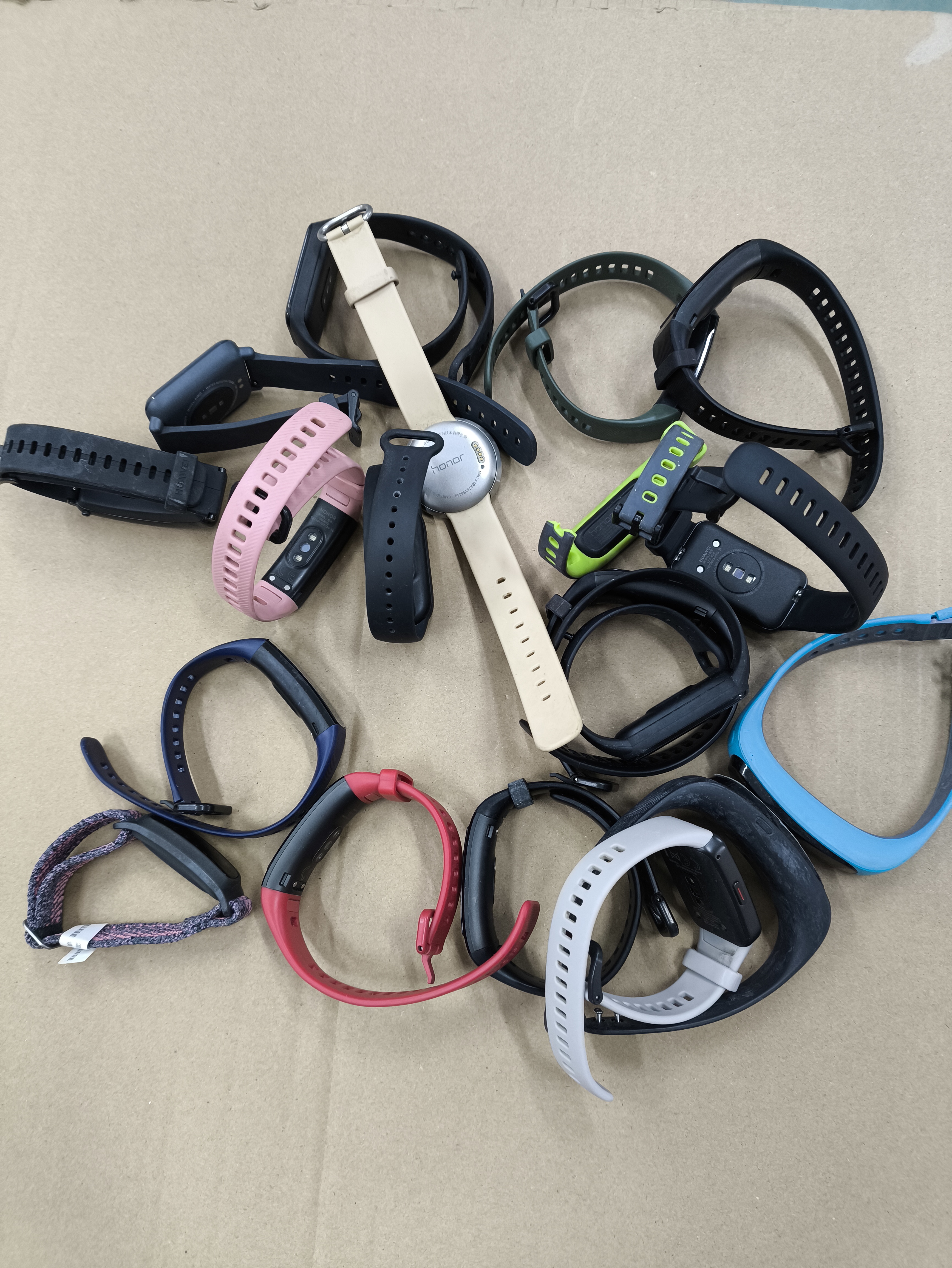 手环  款式随机发（不限于图上）不包好坏 diy研究