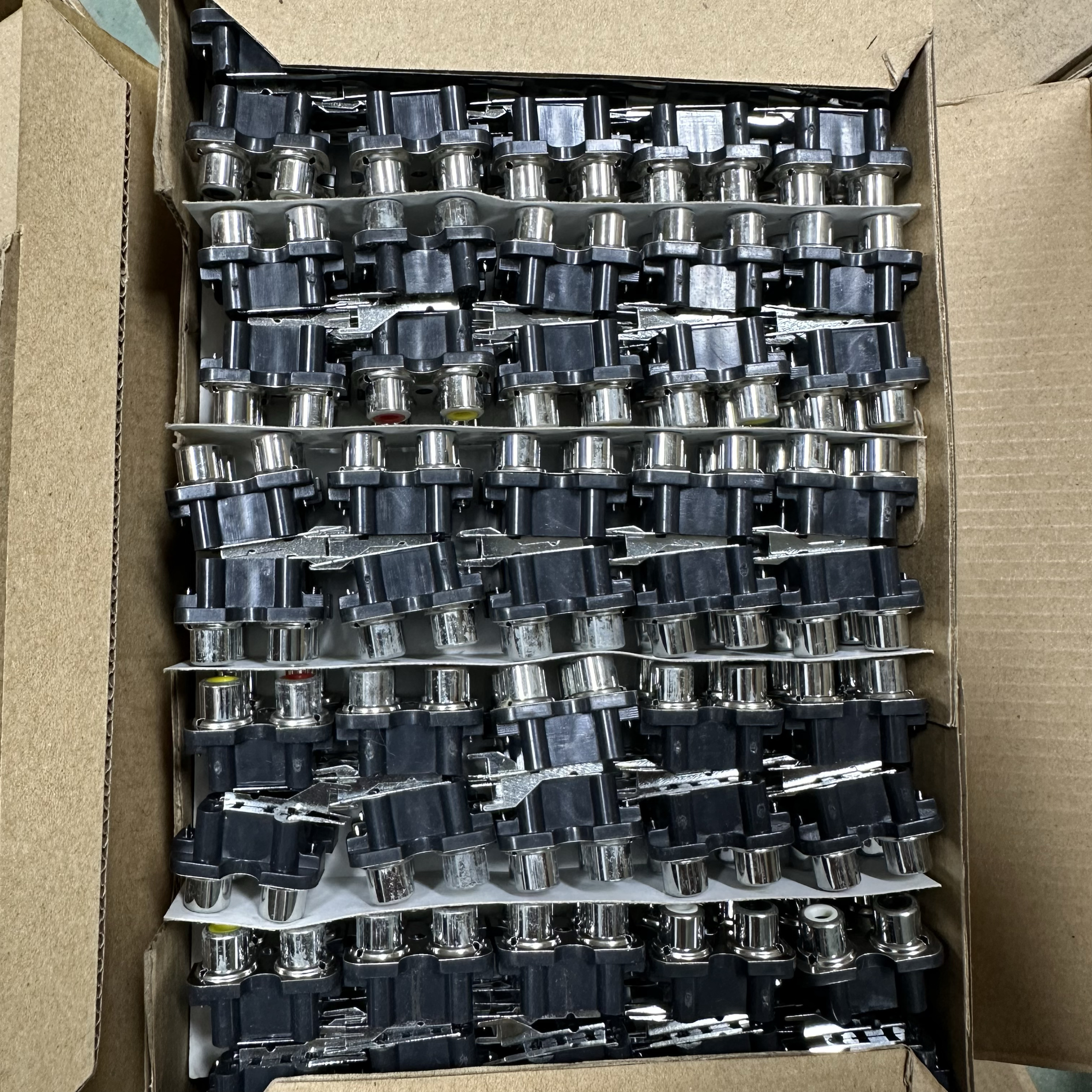 RCA莲花座4位莲花插座