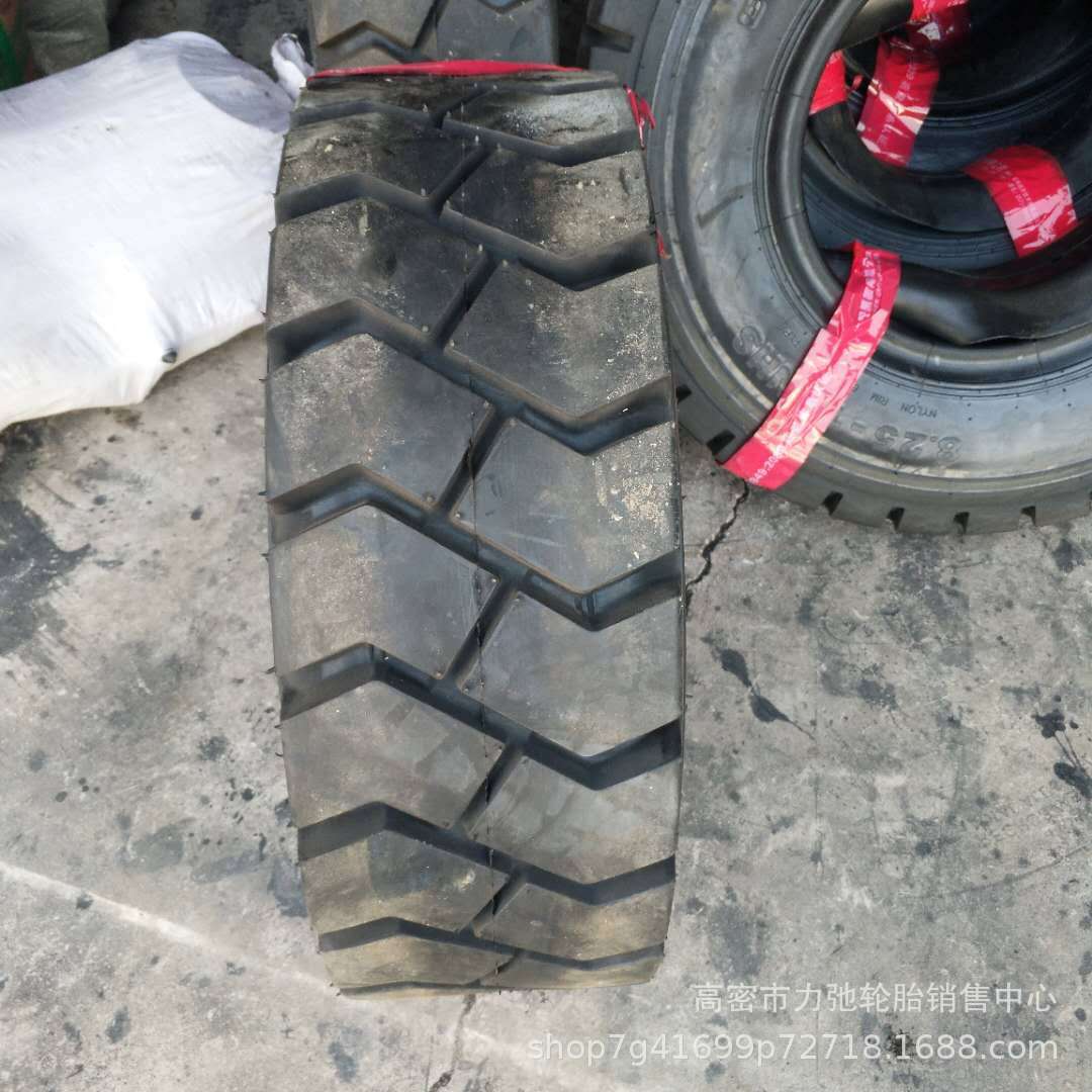 825-12叉车胎汽车轮胎矿山花纹加深重载防扎现货厂家  825-12