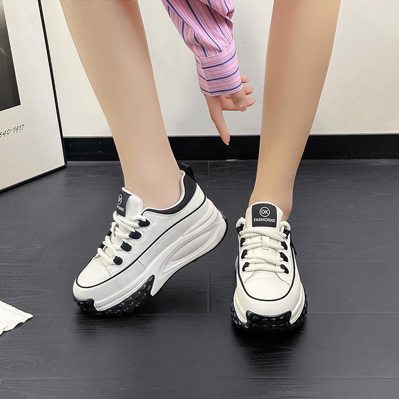 推荐轻便松糕鞋女内增高8c