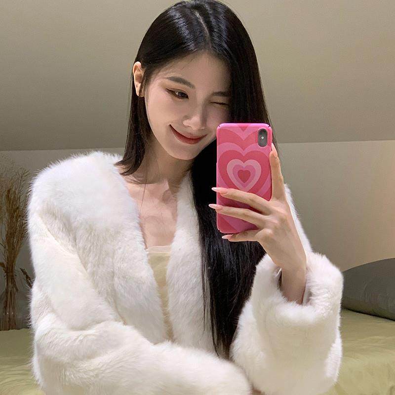 推荐2023秋冬新款狐狸毛皮草外套女短款V领环保皮草小个子上衣女,女装/女士精品,皮草,淘宝优惠券,粉丝福利购,淘宝优惠卷