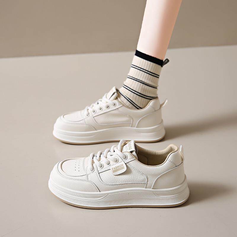 新品踩屎感真皮小白鞋女款2026新款春季网面透气板鞋显脚小运动休