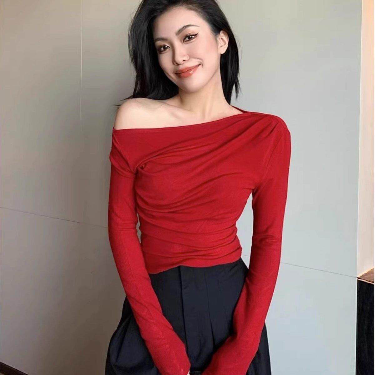 好货设计感一字肩红色长袖T恤女2026春秋季新款修身露肩洋气百搭