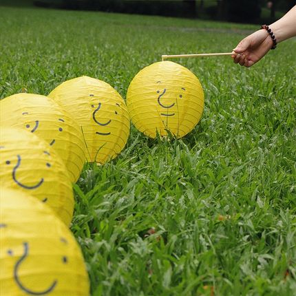 OADB黄d色Bado笑脸蓝色球体手提纸灯笼发光家装饰中秋节日礼物挂