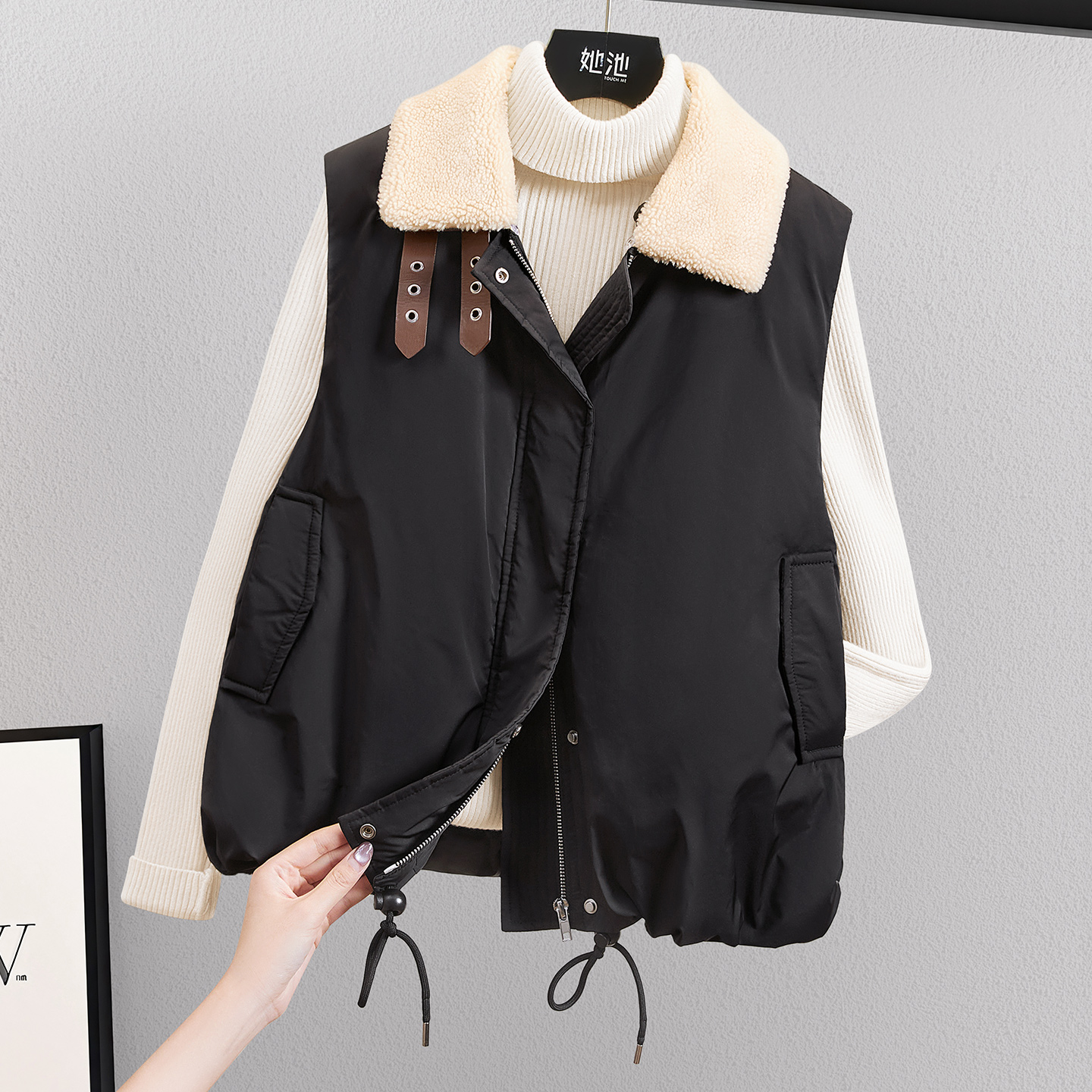 她池宽松款拉链叠穿短款羽绒马夹