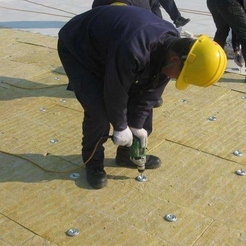 5cm耐高温岩棉板防火保温隔热材料A级外墙屋顶房顶填充 隔音厂家