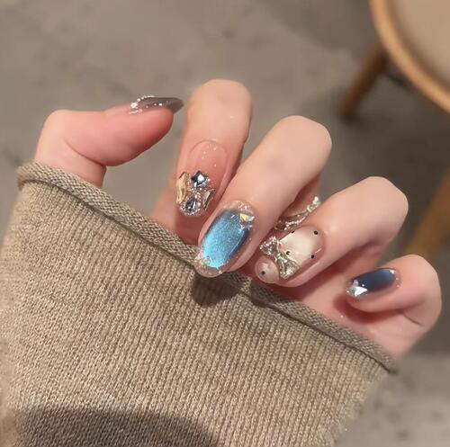 COLORHER蓝蝴蝶结闪钻穿戴甲