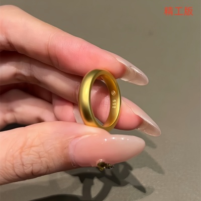 卡纯诗金店同款沙金仿真金素圈女泥鳅背戒指高级感古法传承实心