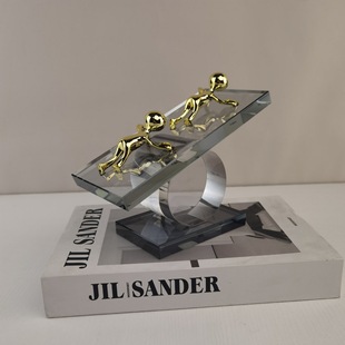 现代轻奢水晶人物摆件家居桌面软装 饰品样板间展厅电视酒柜工艺品