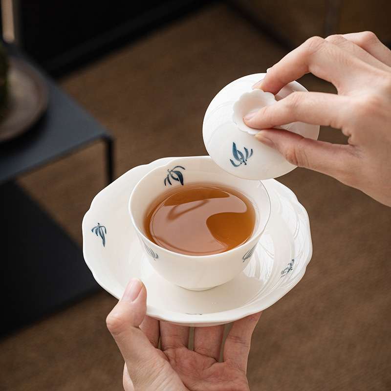 中国白手绘蝴蝶兰花三才盖碗德化白瓷茶具功夫泡茶茶碗茶杯套装