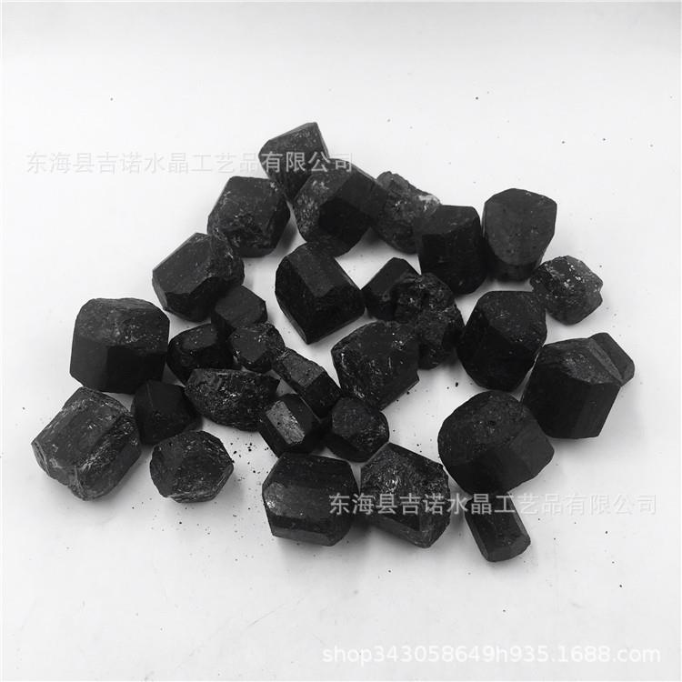 天然黑碧玺原石碎石单晶体黑色电气石晶柱碎石大颗粒2-4厘米