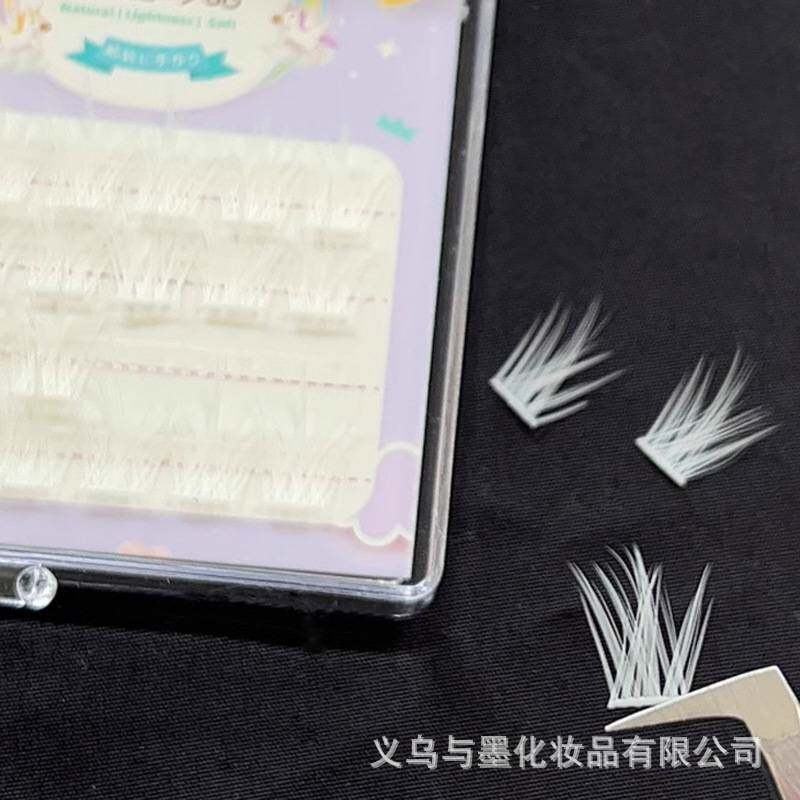 白色假睫毛萌睫尚品单簇分段COS漫展角色彩色眼妆仿真眼睫洛丽塔