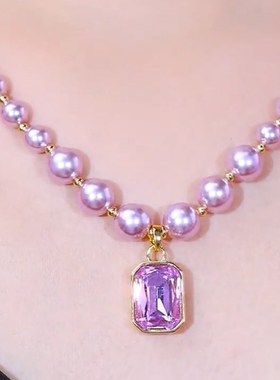 紫色方形水晶吊坠珍珠项链女2024年新款潮方糖轻奢高级秋冬毛衣链